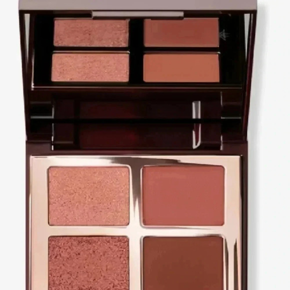 Charlotte Tilbury Burgundy Eyeshadow - Picture 3 of 3